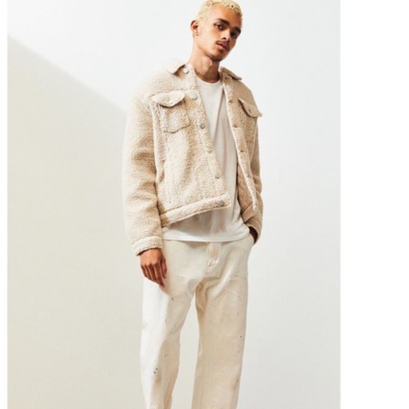 PacSun Sherpa Jacket cream colored - Picture 2 of 11